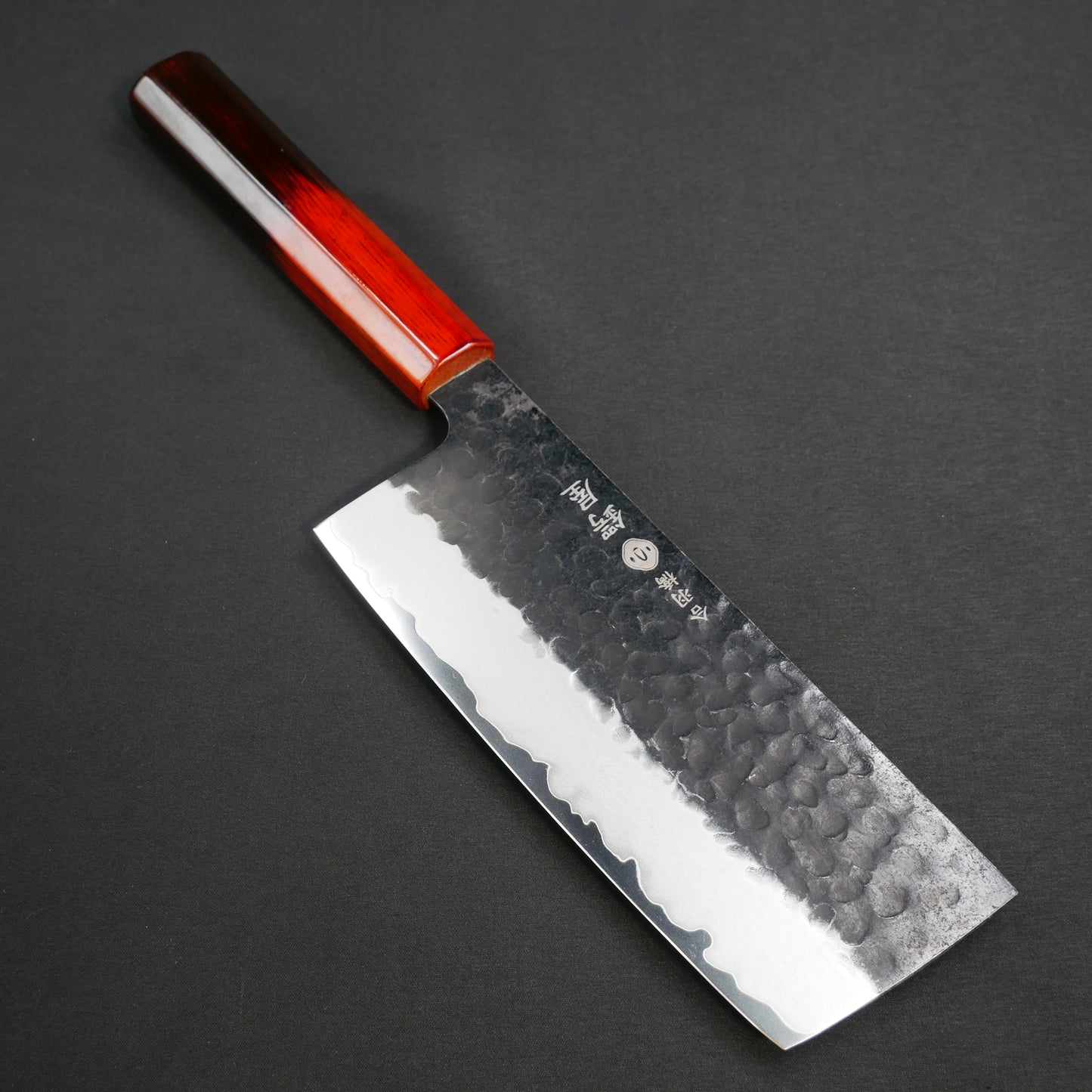 モリブデンバナジウム鋼 黒打 鎚目 幅広菜切 樫漆八角柄