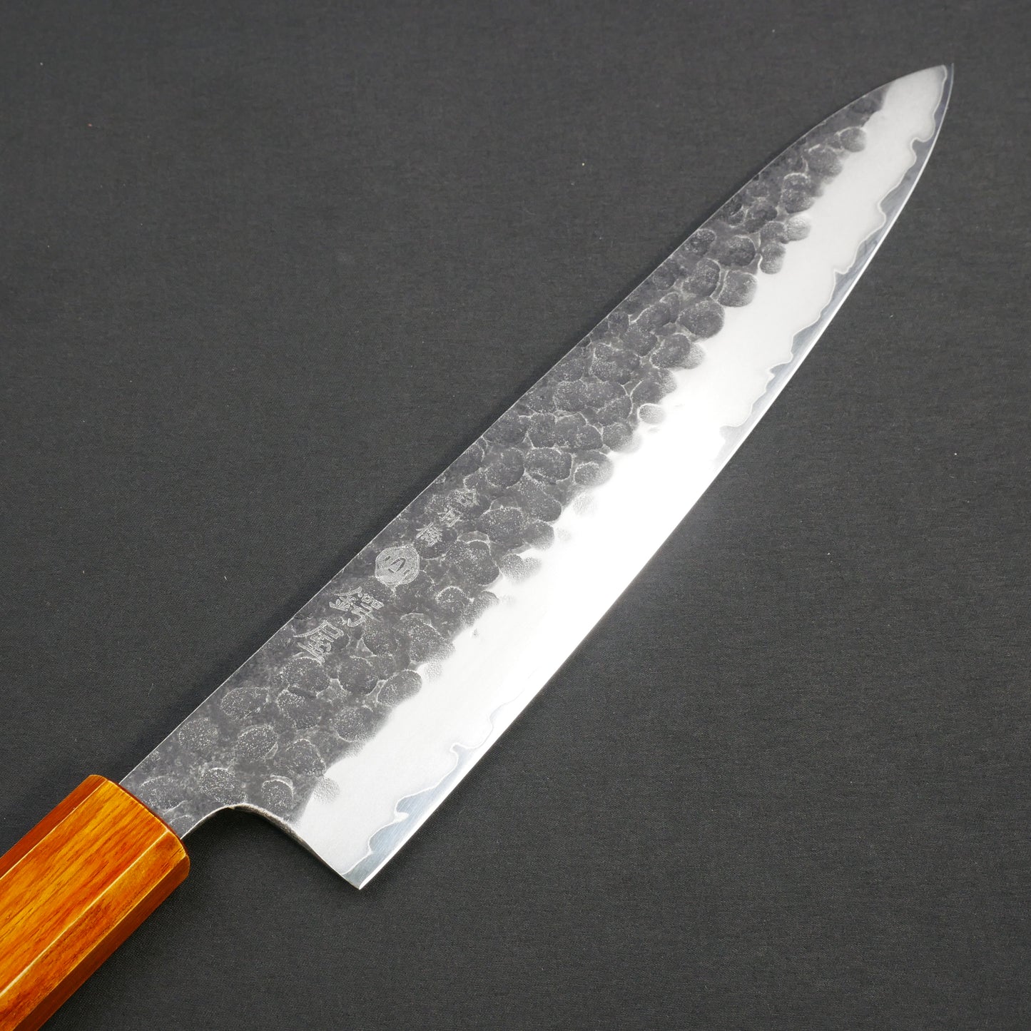 Molybdenum Vanadium Steel Kurouchi Tsuchime Gyuto Oak Urushi Octagonal Handle