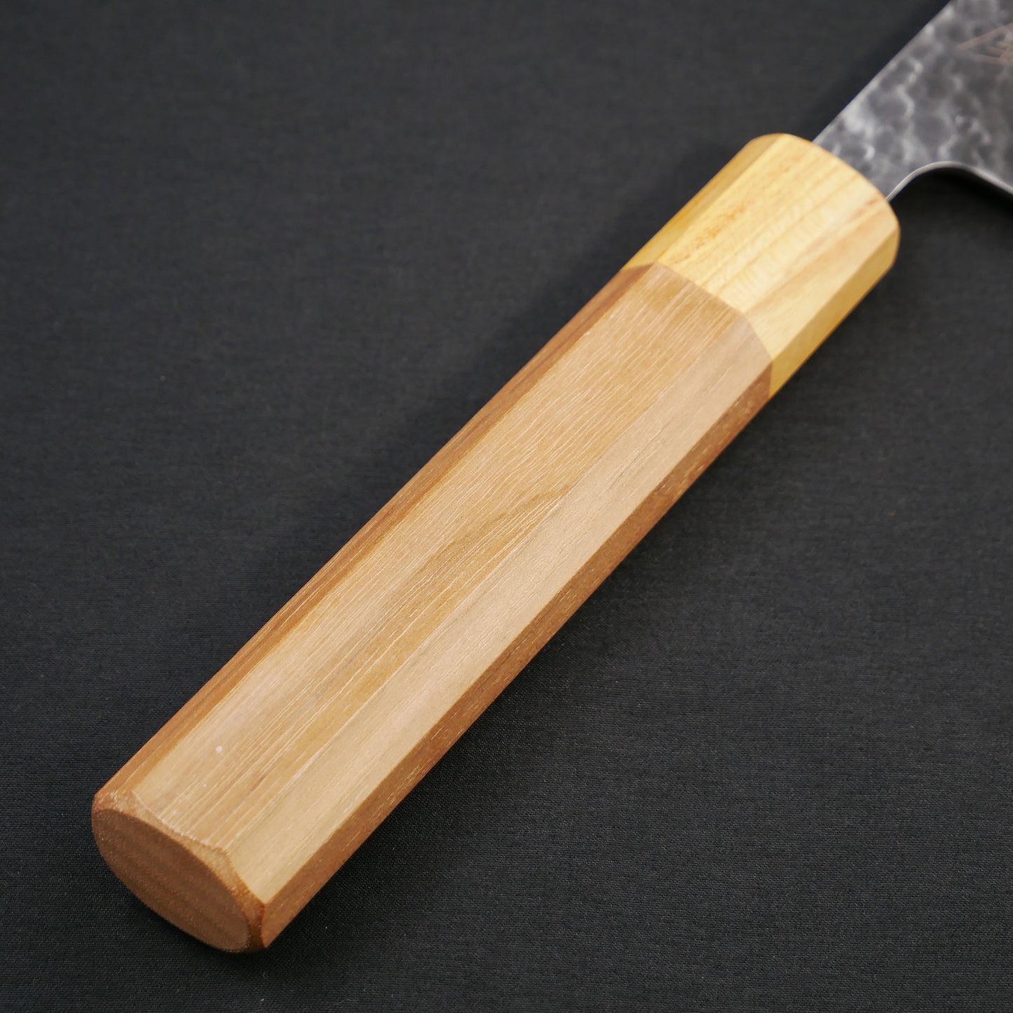 Molybdenum Vanadium Steel Tsuchime Santoku Walnut Octagonal Handle
